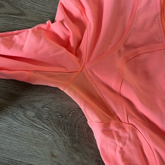 Lululemon Women's Forme Jacket in hot Orange/Pink Size 6 - Picture 6 of 9